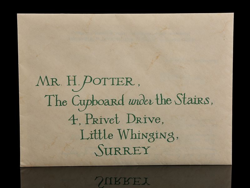 71698_Harry-Potter-Daniel-Radcliffe-Hogwarts-Acceptance-Letter_1-1504710343.jpg.5fc7d6b959717c14f0283539e4df25d3.jpg