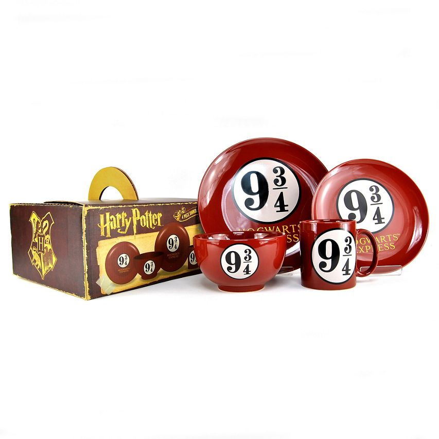 Harry Potter - Platform 9 3/4 4 piece dinner set - Now £24.00 (Save £6.00)