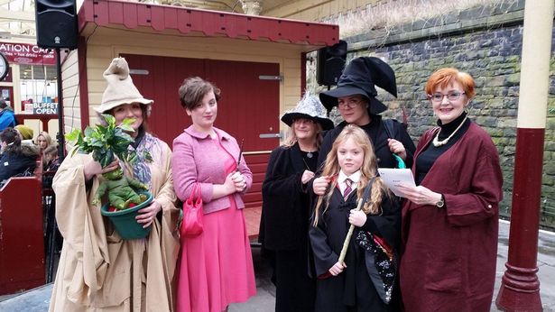 Wizard Academy - Harry Potter themed steam train