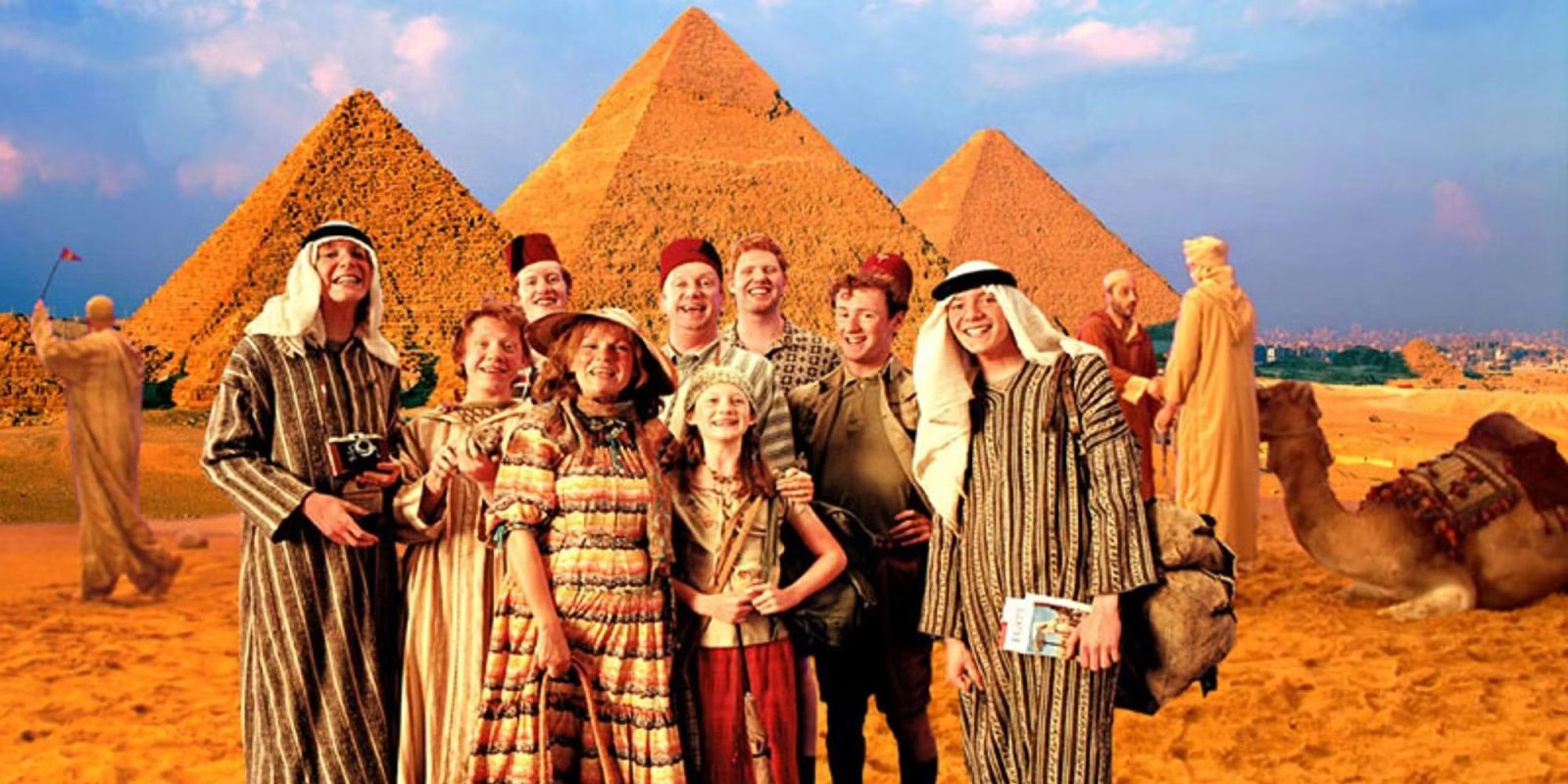 weasley-family-in-egypt.thumb.jpeg.3dce8bbbe7b3f1816177f86e16d2d3e0.jpeg
